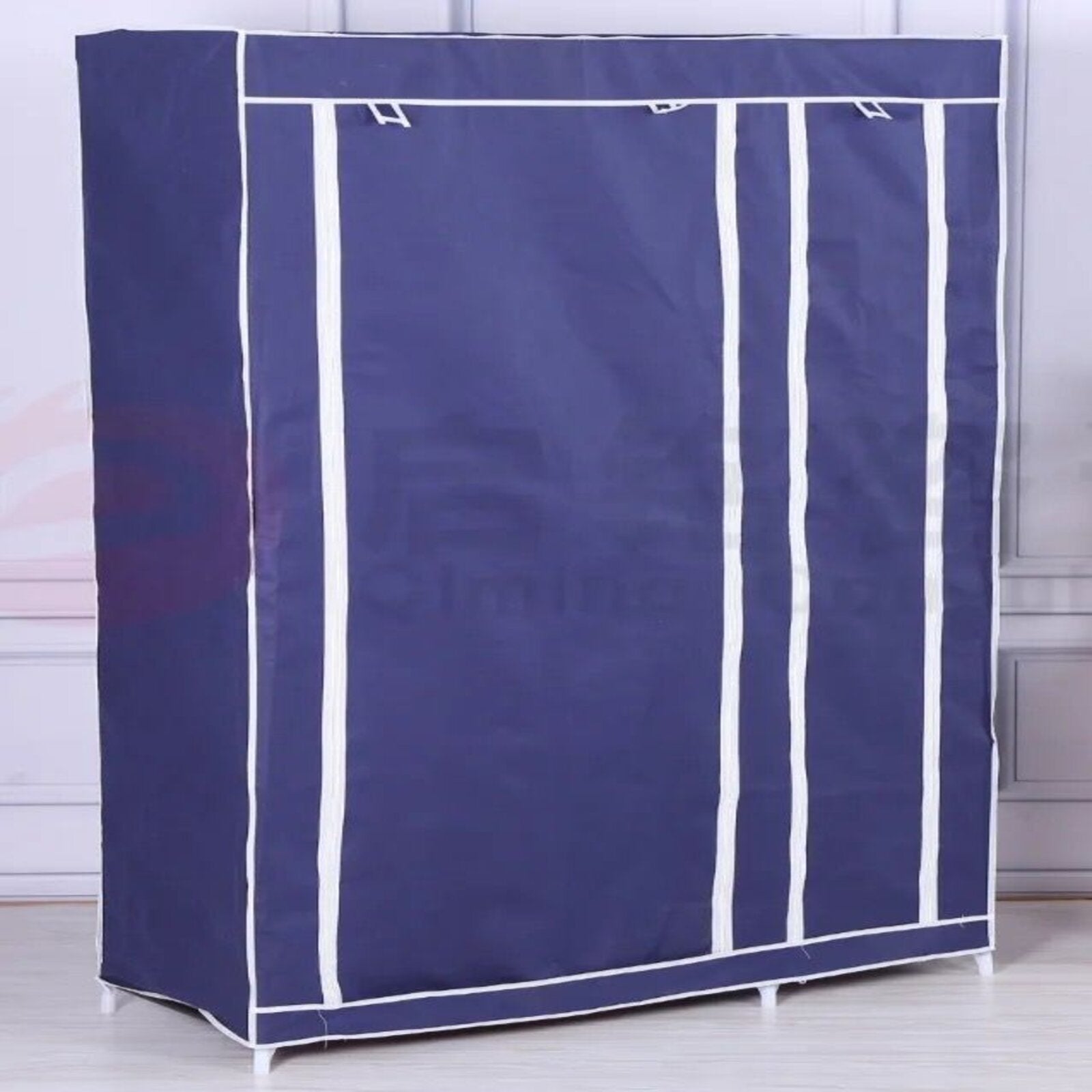 Ruhaszekrény ruhákhoz