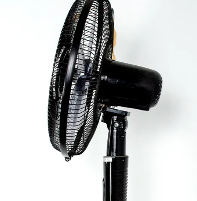 FAN 18 Prémium távirányítóval