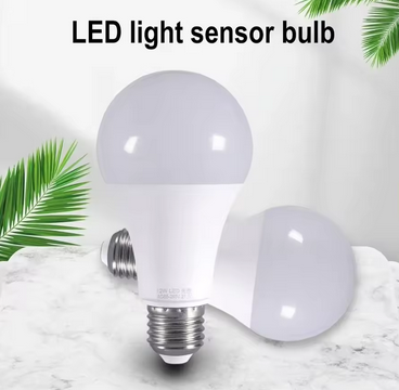 LED izzó E27 15W 5 db