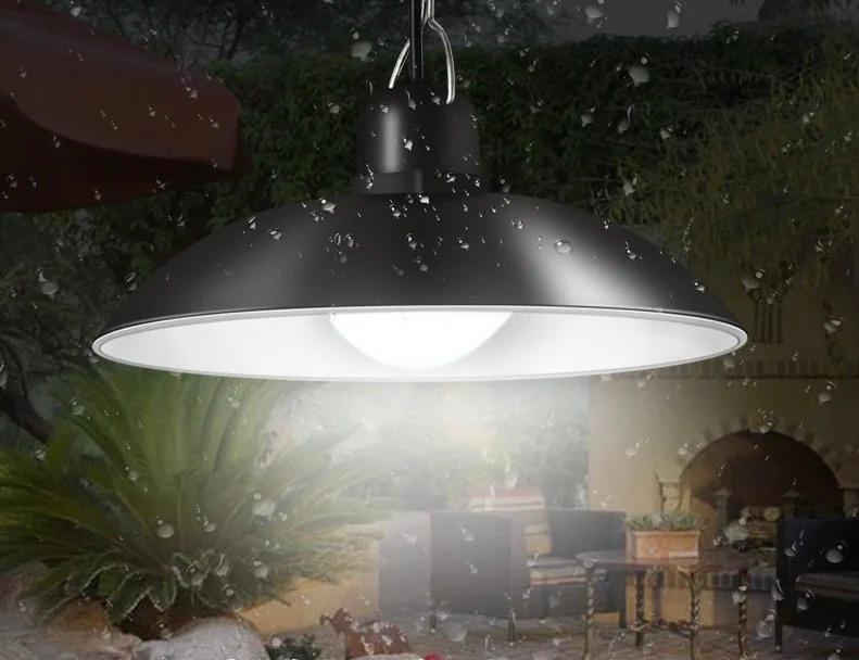 2 db napelemes lámpa távirányítóval