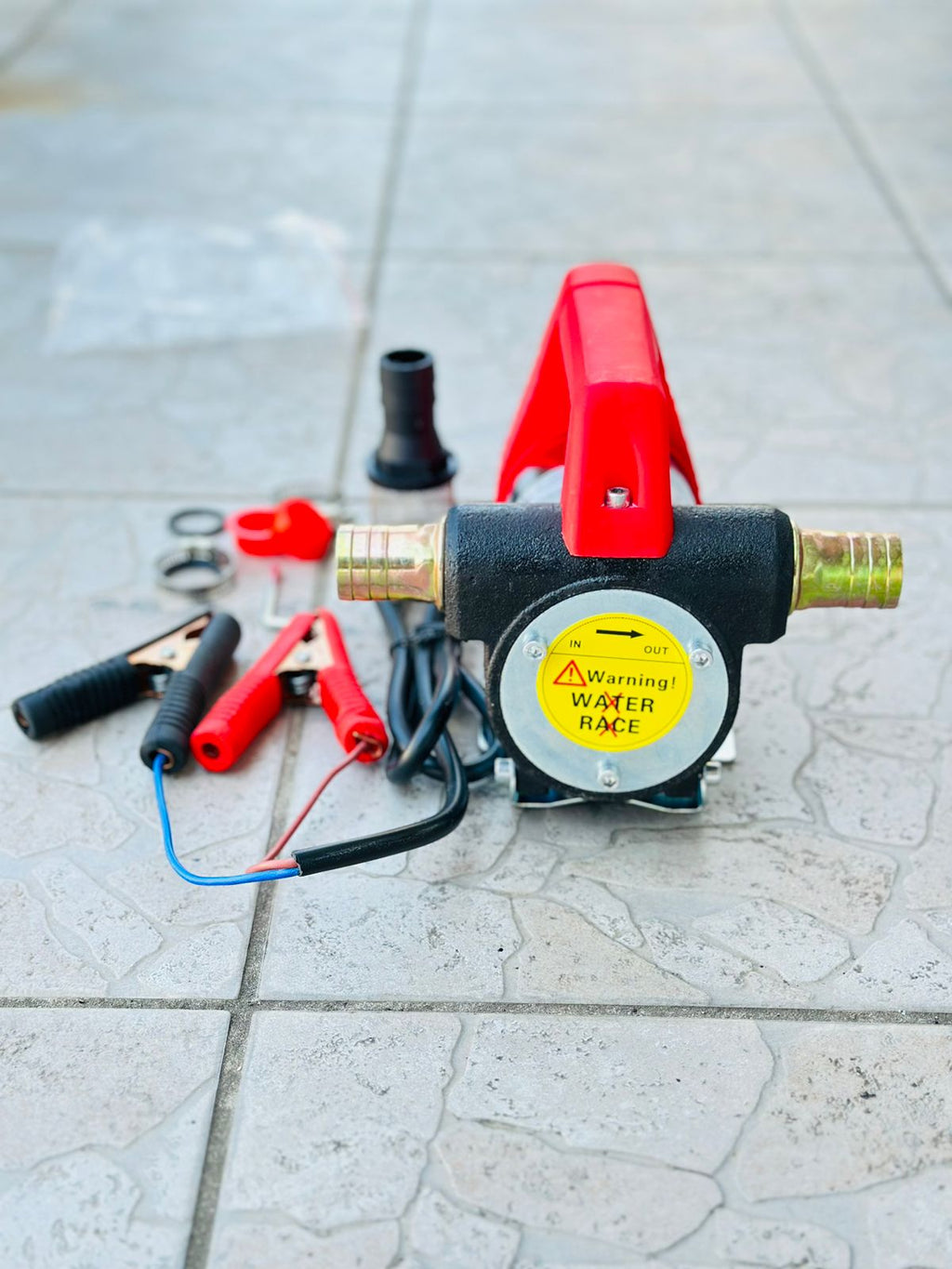 ÜZEMANYAG ÁTVITEL SZIVATTYÚ 12V KALAPÁCS SZERSZÁMOK