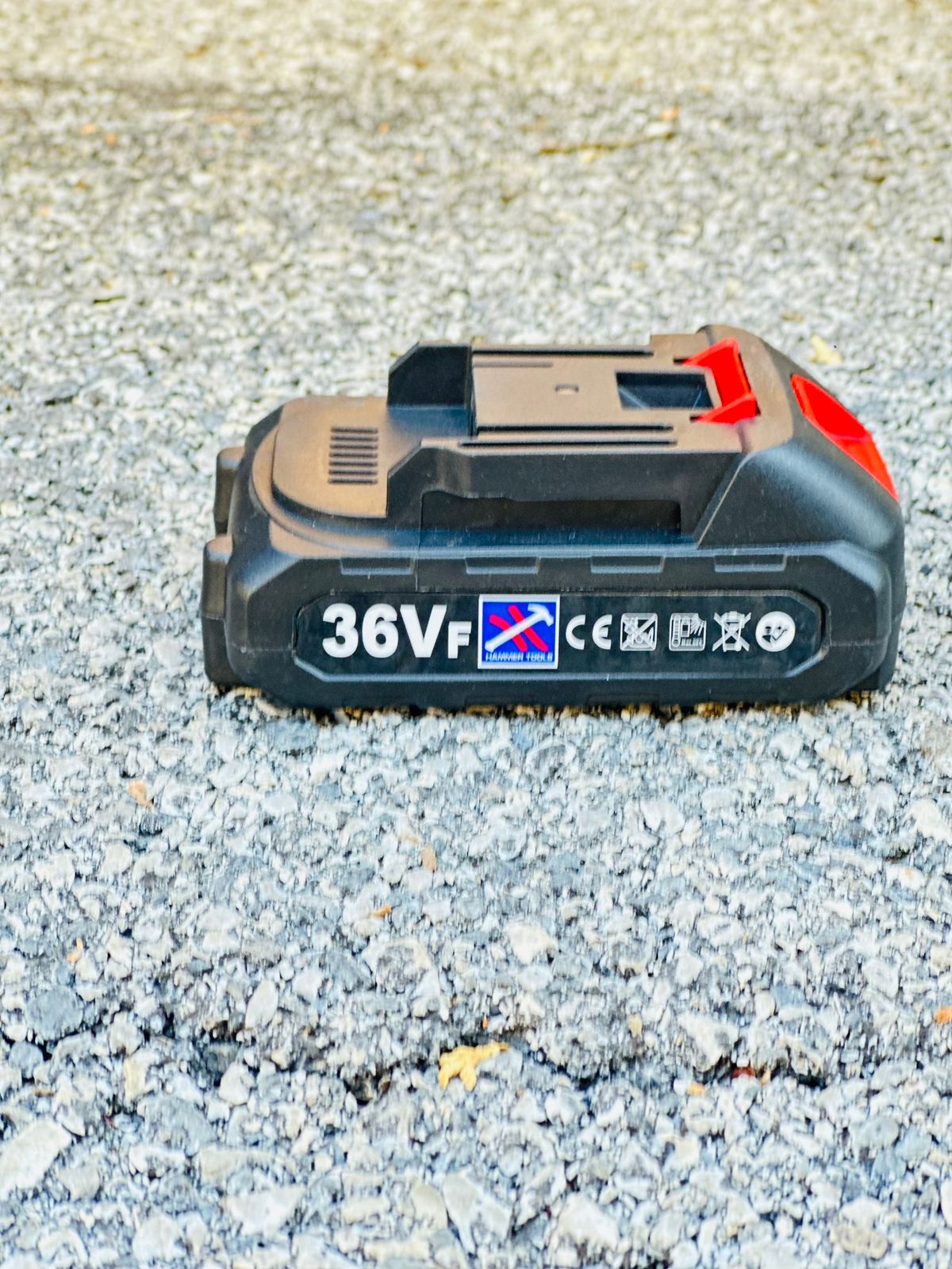 UNIVERZÁLIS AKKUMULÁTOROS 36 V-OS KALAPÁCS ADAGOK AKKUS FÚRÓ-, AKKUS CSISZOLÓ-, AKKUS SZÉLSZEGYENGÉP-, AKKUS FŰRÉSZ-, AKKUS MINIWASH, AKKUS SZÚRÓFŰRÉSZ, AKKUS LOMBFÚVÓ IDR