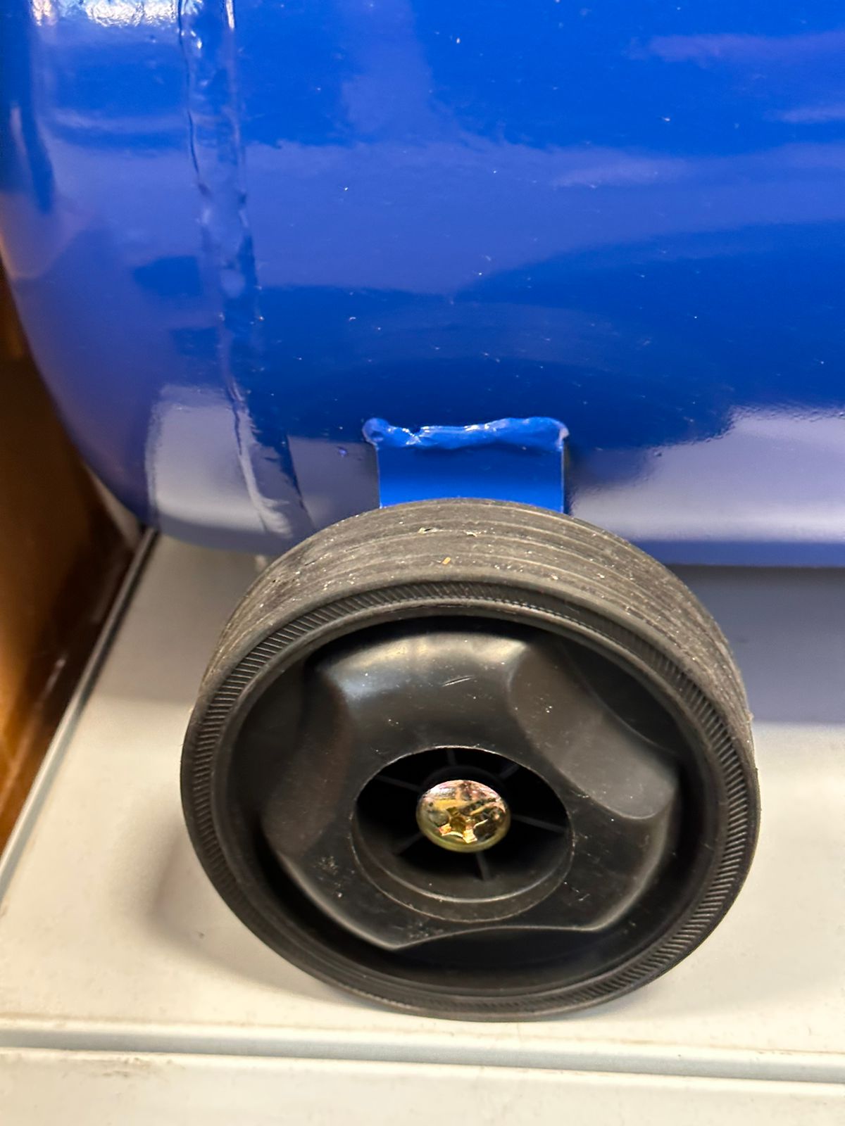 HAMMER TOOLS 50L-ES KOMPRESSZOR 2 KIMENETTEL