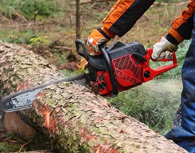 LÁNCFŰRÉSZ KALAPÁCS SZERSZÁMOK 5,2 LE PIROS KIADÁS