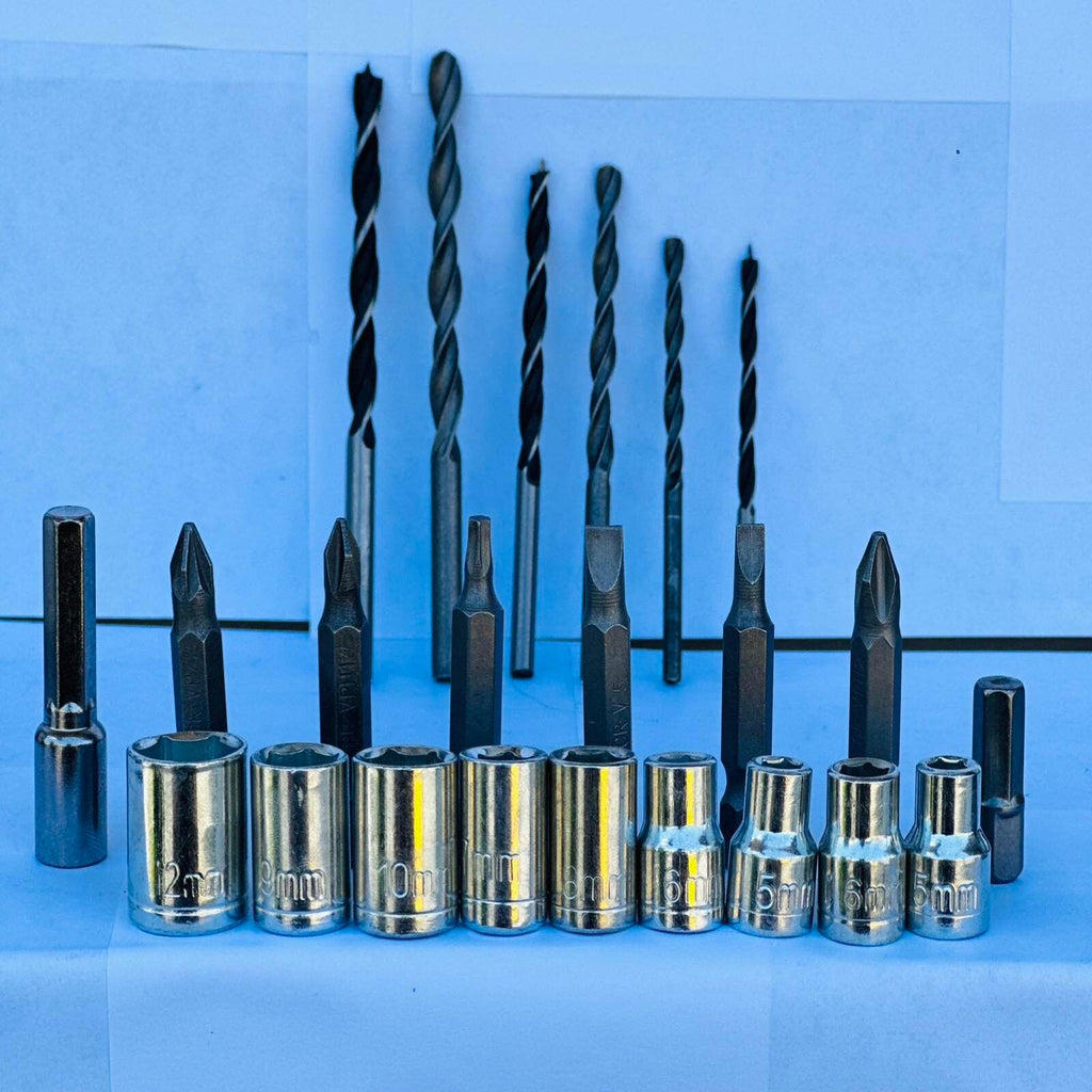 Gk akkus fúró + 40 darabos készlet