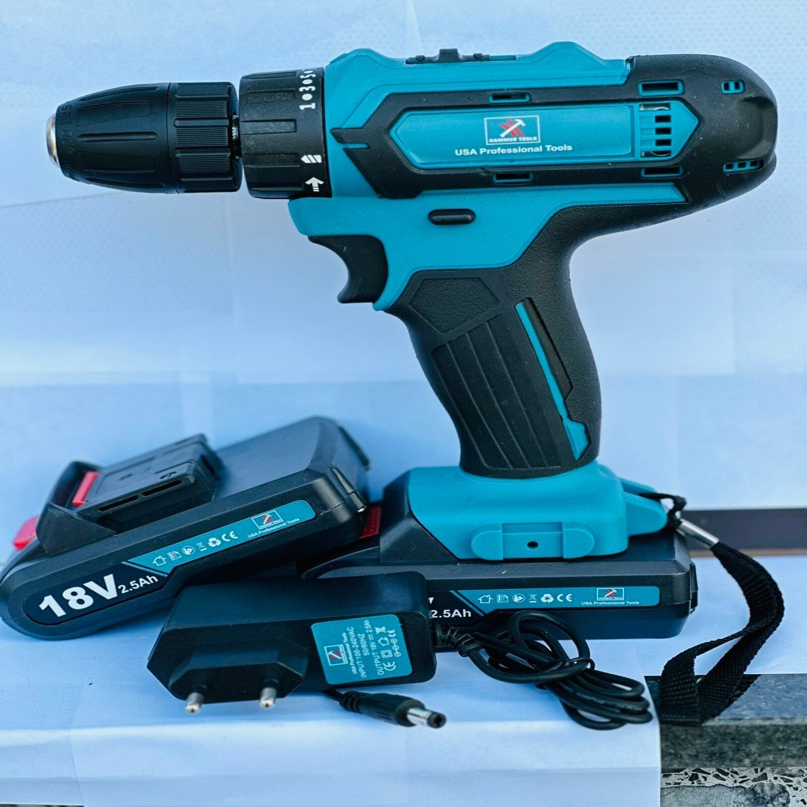 KALAPÁCS SZERSZÁMOK 18 V-OS AKKUS FÚRÓ-VÉGZŐ 2 AKKUMULÁTORRAL